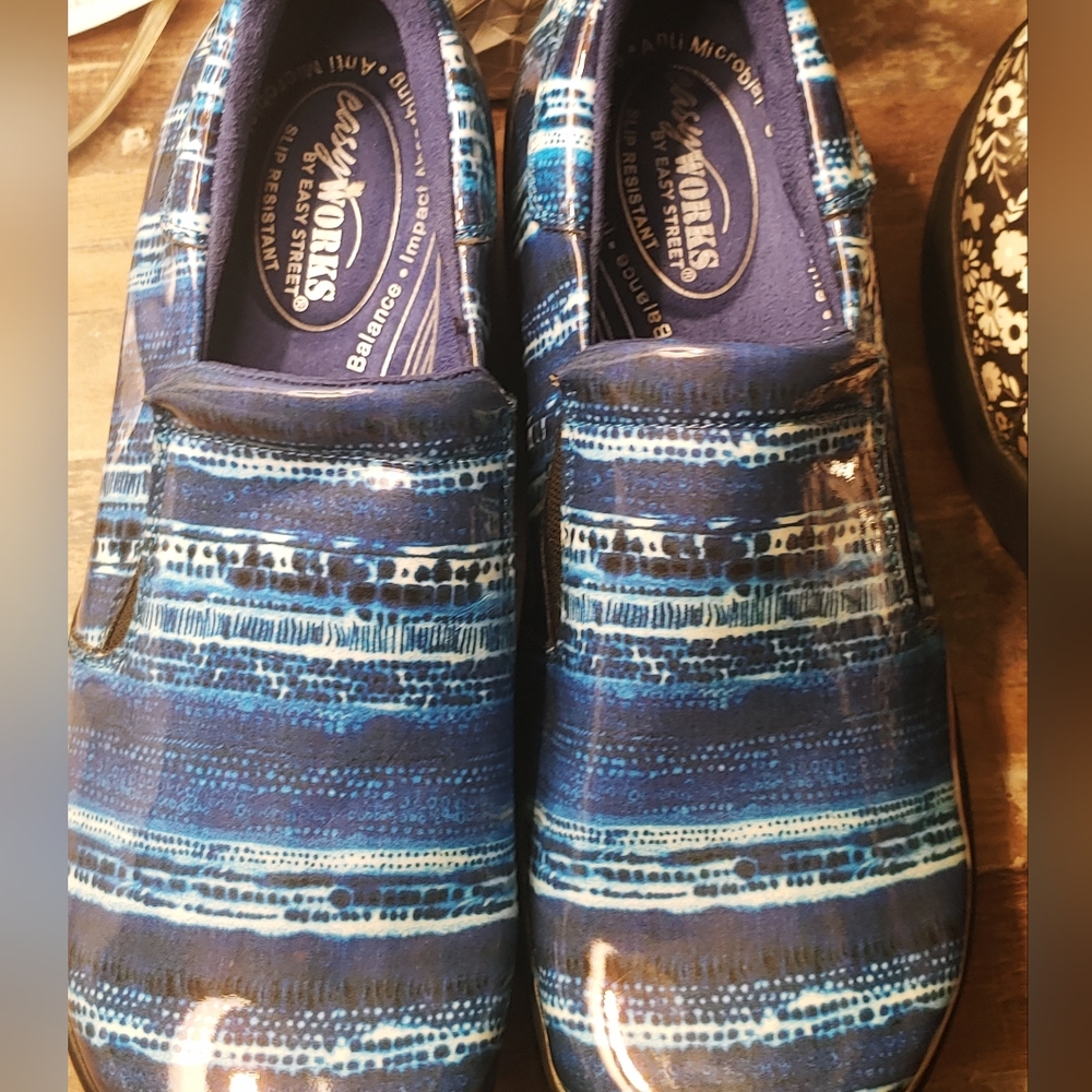 Easy street shoes
